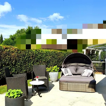בית אירוח Im Haus Mit Garten