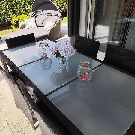 Im Haus Mit Garten בית אירוח *
