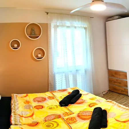 Im Haus Mit Garten בית אירוח